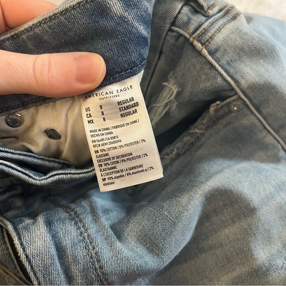 AE Curvy Super Hi-Rise Ripped Jegging - Picture 5 of 5